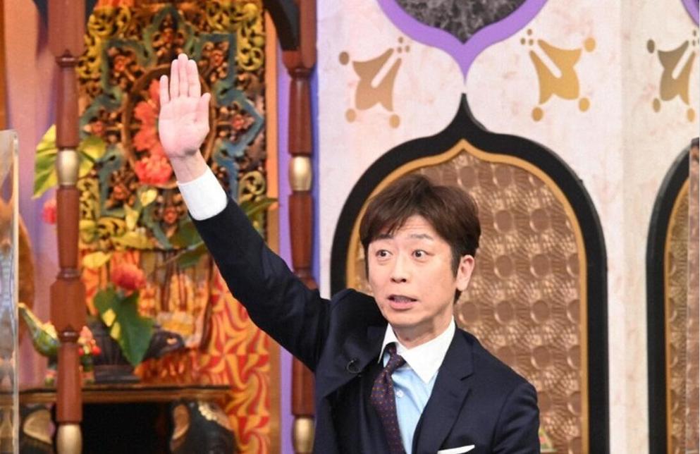 《今夜比一比》主持人大玩真心话大冒险，内容神出鬼没