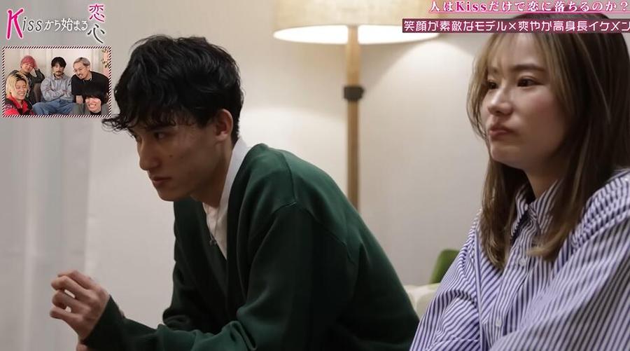 日本相亲节目的“接吻补课班”，孰优孰劣？