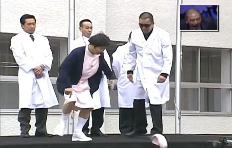 《绝对不准笑》日本综艺：只有最坚定的内心才能战胜惩罚