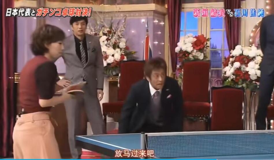 微笑、泪水、哭声与大笑声并存，《闲聊007》在线正在等待你去感受这样的丰富人生
